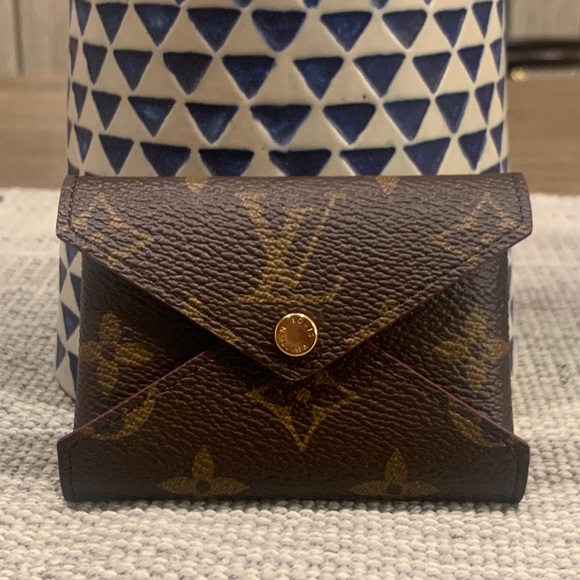 Louis Vuitton Handbags - Louis Vuitton New Authentic Kirigami sm pochette